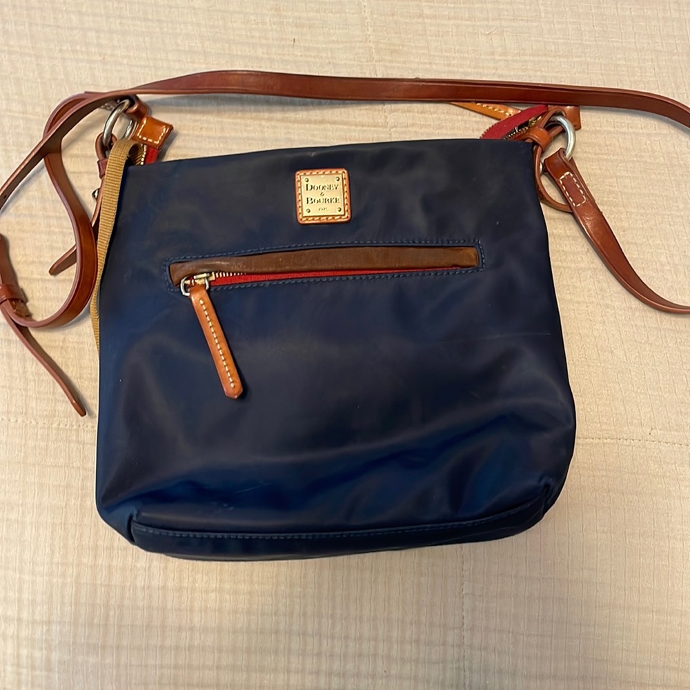 Dooney & Bourke cross body